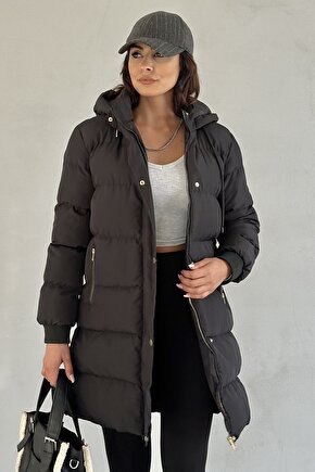 Kadın Siyah Uzun Şişme Mont - Kapüşonlu, Gold Detaylı