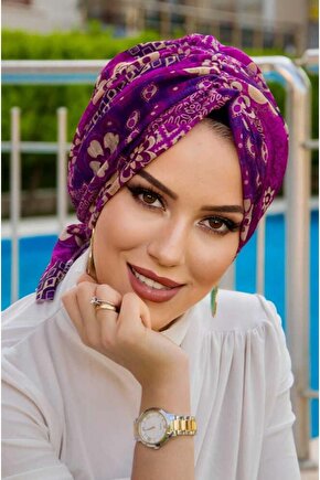 Mürdüm Bej Çiçek Desen Tokalı Bone