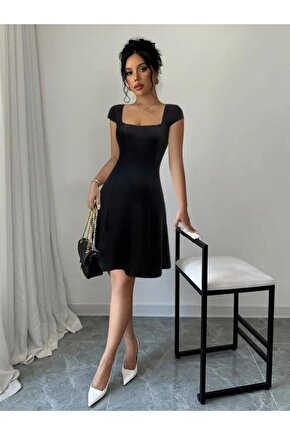 Kadın Kısa Kollu Geometrik Yakalı Janjan Krep Elbise