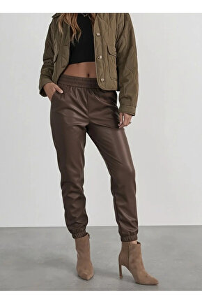 Kadın Yüksek Bel Lastikli önü Düğmeli Deri Pantolon