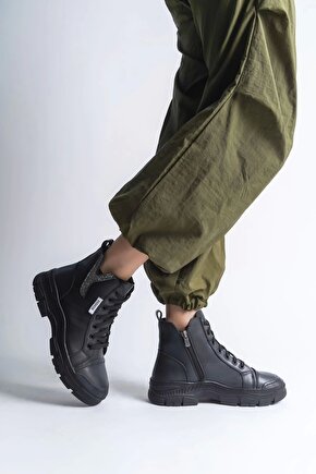 AMBER Bağcıklı Fermuarlı Ortopedik TabanKadın Bot ST - Siyah