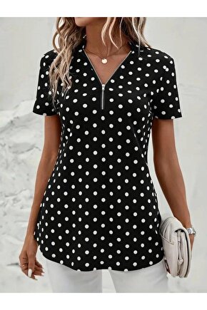 Kadın Kısa Kollu Yakadan Fermuarlı Puantiyeli Uzun Dokuma Viskon Bluz