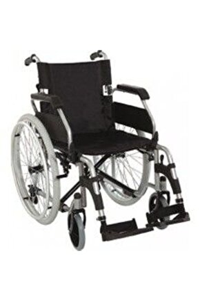 P - 120 18 - 45 cm Manuel Tekerlekli Sandalye