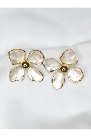 Krem Çiçek Vintage Model Küpe