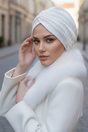 Kırık Beyaz Büzgülü Salaş Bone