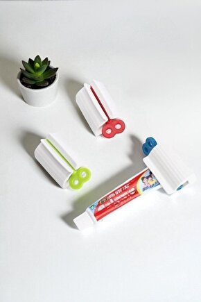 Çevirmeli Diş Macunu Sıkacağı – Pratik ve Kolay Kullanım, Tüp Sıkma Aparatı