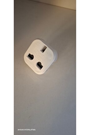 İngiliz adaptörü dönüştürücü