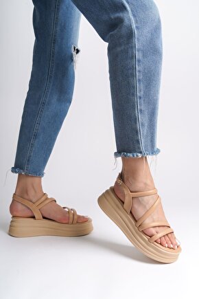 NATALIE İnce Tokalı Şerit Detaylı Ortopedik Taban Kadın Sandalet CTT - Ten