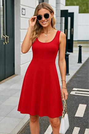 Kadın Askılı Yuvarlak Yaka Kısa Viskon Elbise
