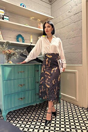 Siyah Baskılı Kroşetalı Etek