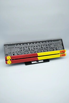 SARI KIRMIZI TARAFTAR 3D KABARTMALI PLEKSİ ARABA PLAKALIĞI