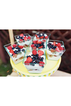 Şeffaf Kristal Mika Ekstra Sert Plastik Prizma Kübik Kase 60 Cc 25 Adet