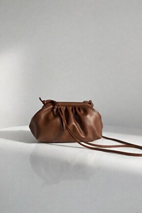 Heybes Kadın Büzgü Tasarım Deri Saplı Omuz ve El Çantası