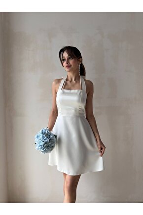 Kadın Boyundan Bağlamalı Kurdela Detaylı Mini Saten Elbise