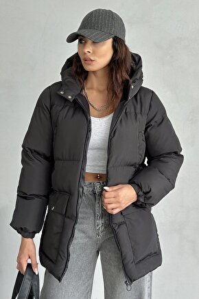 Kapüşonlu Oversize Kadın Siyah Şişme Mont - 4 Cep Detaylı