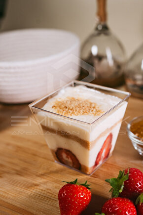 200 cc Prizma Kübik Kase – Kapaksız Sunum Kasesi (50 Adet)