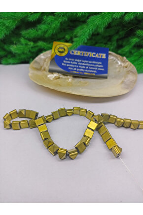 Hematit Altın Mat Kaplama Doğal Taş Piramit Kesim 8x8x8 (SERTİFİKALI)