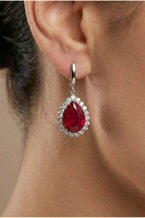 Mat Kırmızı Taşlı Küpe