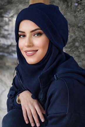 Lacivert Maskeli Bere