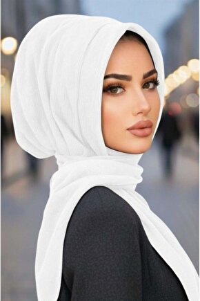 Beyaz Kapüşonlu Çıtçıtlı Şal