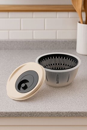 Focus 4,5 LT Hızlı Salata Kurutucu – Geniş Hazne, Ergonomik Tasarım, Süzgeçli