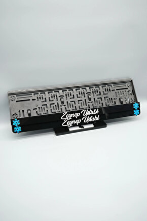 EL YAZI FONTLU KAR TANELİ SİYAH BEYAZ KİŞİYE ÖZEL İSİMLİ PLEKSİ ARABA PLAKALIĞI