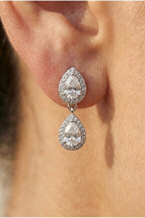 Çift Beyaz Taşlı Küpe