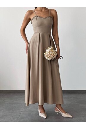 İp Askılı Göğüs Detaylı Jessica Kumaş Uzun Vizon Elbise