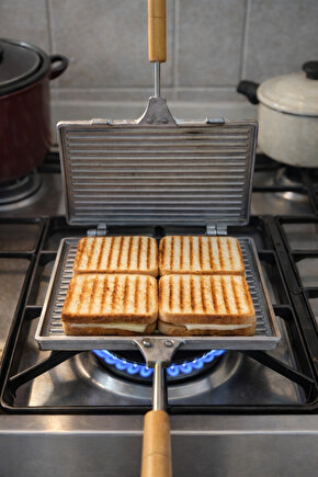 Ocak Üstü Döküm Tost Makinesi 26-20 Ölçülerinde