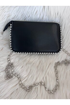 Zımbalı portföy omuz çantası