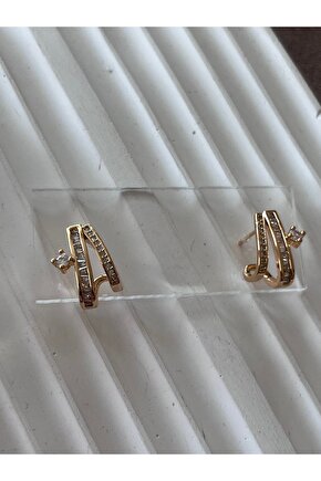 Taşlı gold küpe