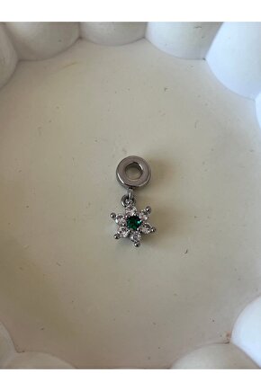 Çiçek şekilli charm