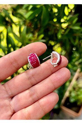 Lumera Pembe Taşlı Bombeli Küpe