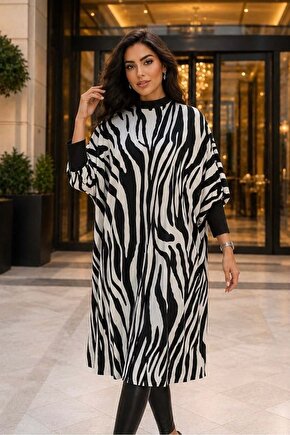 Siyah Zebra Oversize Tesettür Tunik