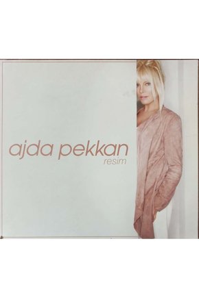 (Müzik CDsidir Plak Değildir) CD Ajda Pekkan Resim Kartonet Baskı CD