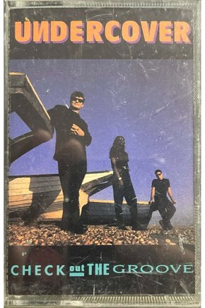 (Plak Değildir KASET tir) Undercover Check Out The Groove Kaset
