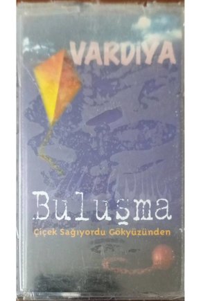 Vardiya Buluşma Çiçek Sağıyordu Gökyüzünden Açılmamış Jelatininde Kaset