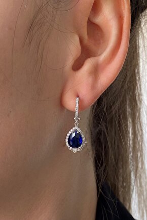 Zümrüt Sarraf 14 Ayar Beyaz Altın 0,73 Ct Prenses Model Safir Küpe