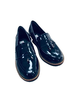 Erkek Çocuk Siyah Rugan Püsküllü Klasik Ayakkabı