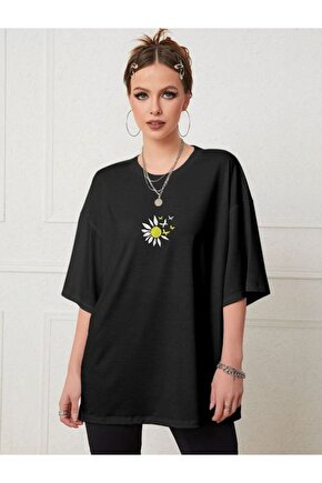 Kadın Oversize Papatya Baskılı Siyah Tshirt