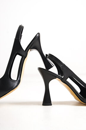  Kadın Yanları Açık Siyah Topuklu Ayakkabı 