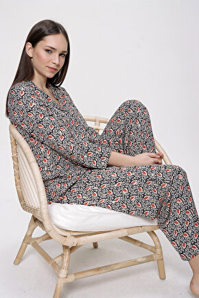 Rahat Kesim Düğmeli Pijama Takımı