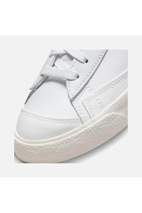 Blazer Mid 77 Essentials Kadın Spor Sneaker Ayakkabı DQ7574-100