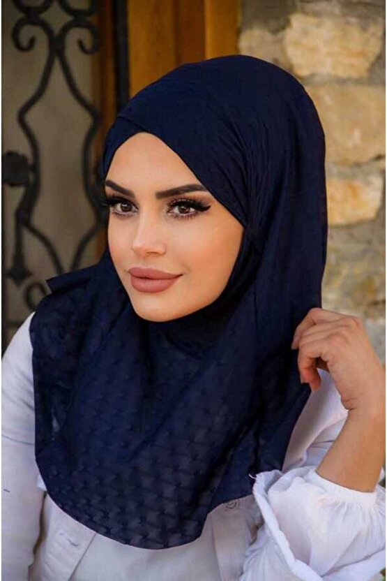 Lacivert Ponpon Çapraz Bantlı Medium Size Hijab - Hazır Şal