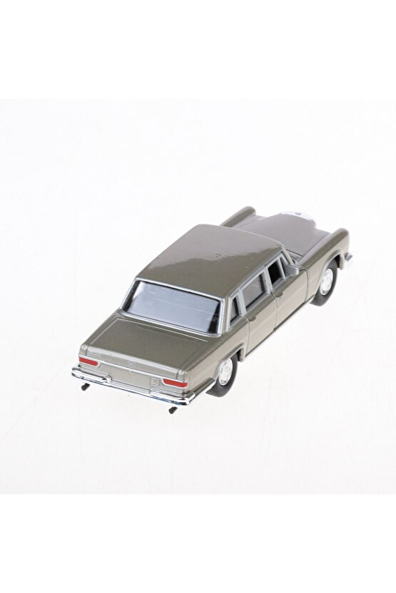 1:36 Ölçek 1963 Mercedes 600 Pullman Diecast Çek Bırak Metal Araba