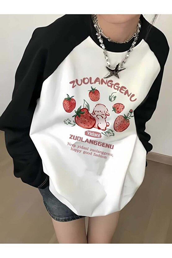 Vintage Reglan Uzun Kollu Strawberry Baskılı Beyaz T-Shirt