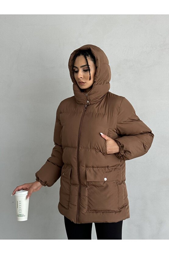 Puffer 4 Cep Detaylı Kapüşonlu Kahverengi Şişme Mont