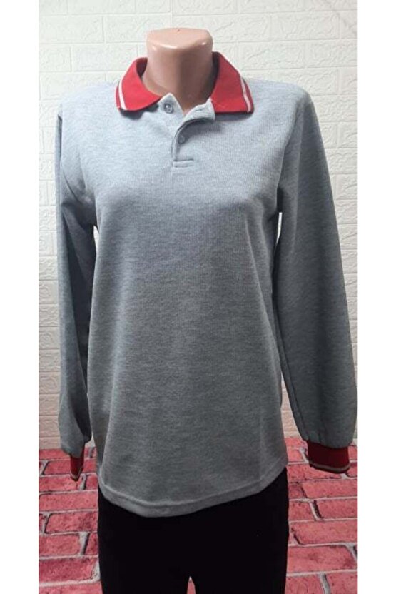 Gri Kolları Ve Yakası Kırmızı Ve Gri Çizgili Önü Yarım Düğmeli Sweatshirt