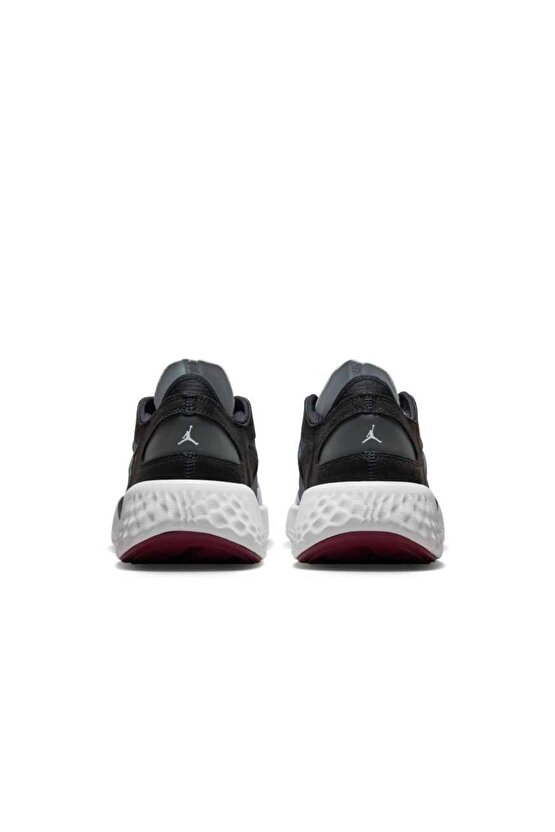 Jordan Delta 3 Low Erkek Basketbol Ayakkabısı