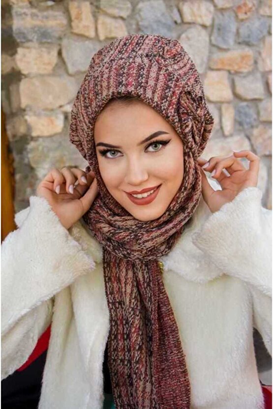 Kahve Desen Fiyonklu Tesettür Bere